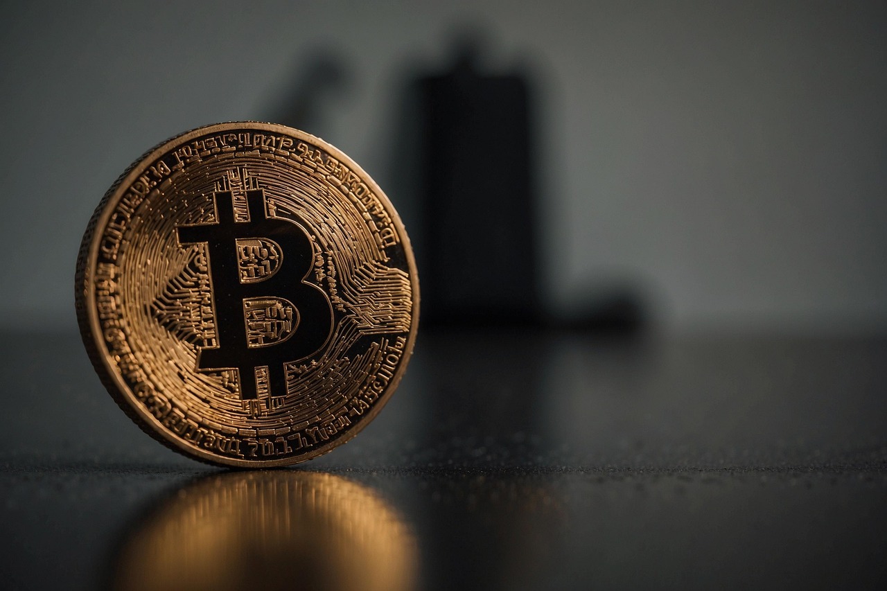 嘉信理财CEO Rick Wurster：一年内推出加密货币现货交易